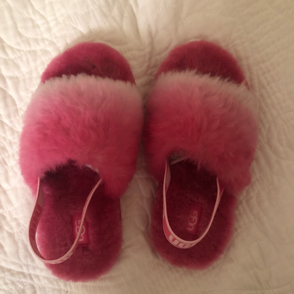 Toddler UGG Slides - Picture 3 of 3